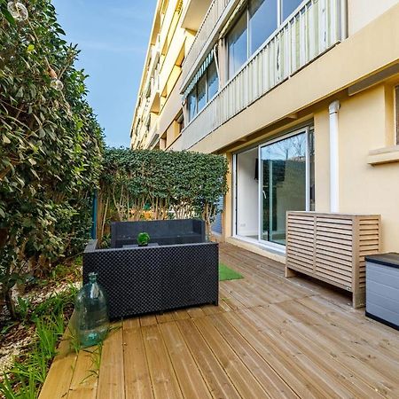 Appartement Le Provencal - Wi-Fi - Parking à Fréjus Extérieur photo