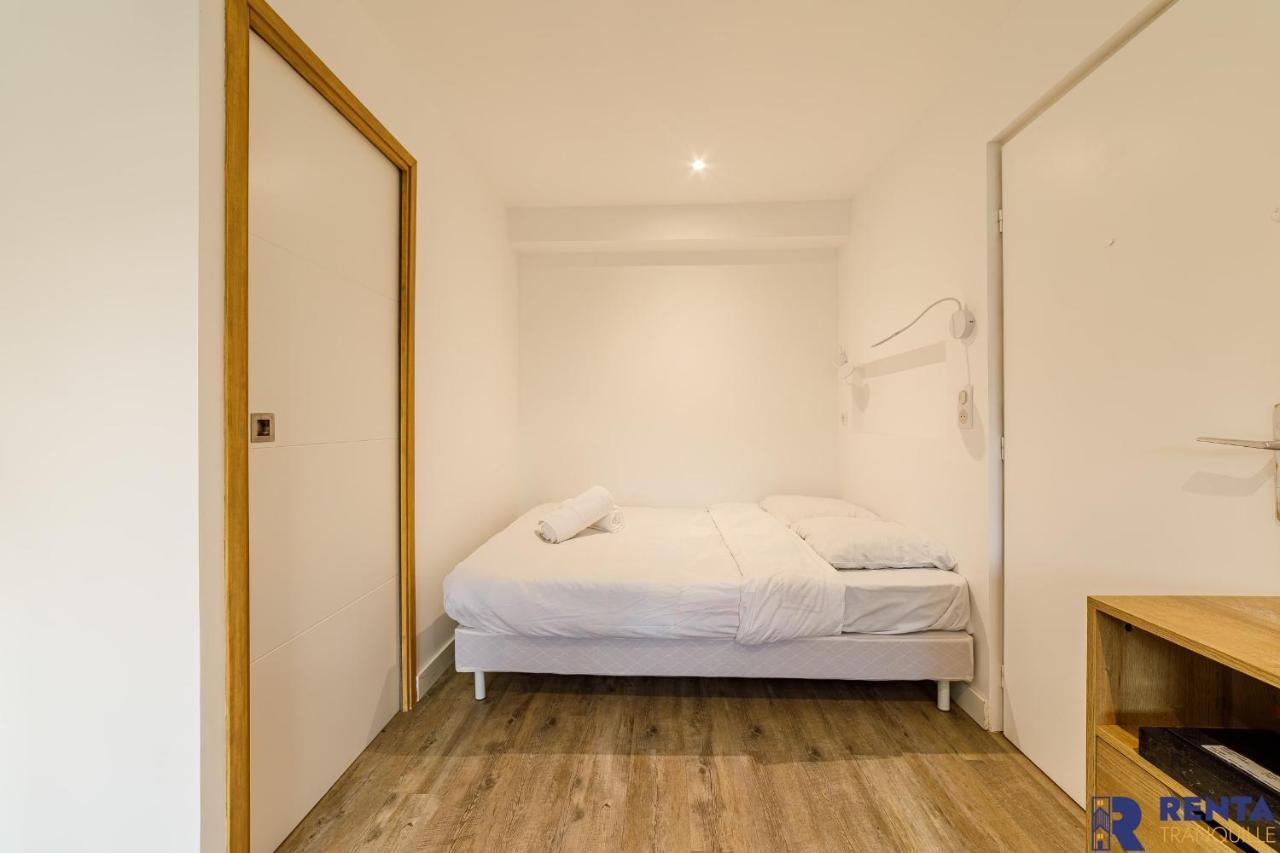 Appartement Le Provencal - Wi-Fi - Parking à Fréjus Extérieur photo